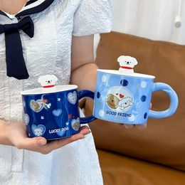 La dernière tasse de café à café en céramique à mark mignon de 14,5 ans avec une cuillère, de nombreux styles choisissent de personnaliser n'importe quel logo