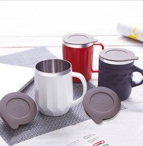 La dernière tasse de 14 oz, isolation en acier inoxydable avec poignée, couvercle de tasse de lait de café, de nombreux styles, prend en charge le logo personnalisé