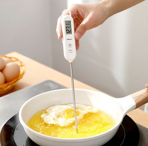 Le dernier thermomètre alimentaire 26 x 2,5 cm est une sonde alimentaire pour la cuisson et la mesure de la température de l'eau. Il existe de nombreux styles parmi lesquels choisir, il prend en charge le logo personnalisé.