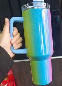 De nieuwste 40oz Rainbow Mug -stijl roestvrijstalen handgreep Straw cup isolatie beker met meerdere stijlen om uit te kiezen, ondersteunende logo's ondersteunen