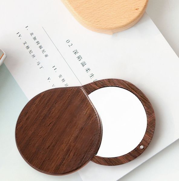 Le dernier miroir de courtoisie rétro-éclairé 8X7.4CM pliant un petit miroir en bois simple face avec un coeur de pêche de nombreuses couleurs au choix prend en charge le logo personnalisé