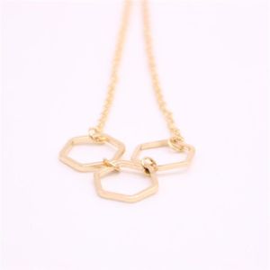 Collier avec pendentif de formes géométriques entières, les derniers éléments, collier plaqué hexagone régulier, cadeau pour femmes 2967