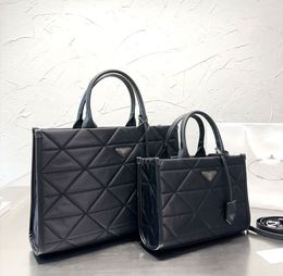 Новейшие модные дизайнерские сумки для мужчин и женщин, сумки для покупок, элегантные модные сумки всех размеров 39X31.