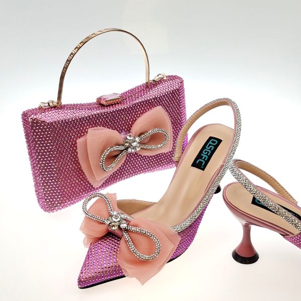 Les dernières chaussures et sacs de style INS belles et nobles chaussures et sac pour dames décorés de chaussures de fête à gros nœuds
