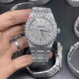 El último reloj Hip Hop para hombres en 2023 Gran Diamante Bisel de diamante Top con electrochado brillante CZ Diamonds Diamond FAC292B