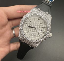 De nieuwste heren ijskoud diamanten horloge zilveren roestvrijstalen diamantkaste witte wijzerplaat automatische beweging kijken glanzend goed de koning van nachtclubs rubberen riem horloges