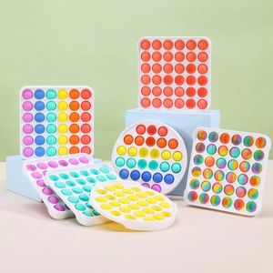 De nieuwste multicolor fidget Sensory Pushs Toys Bubble Board Game Angst Stress Reliever Kids volwassenen Autisme Speciale behoeften ZM923