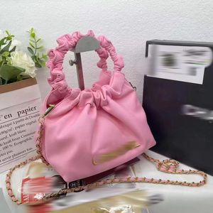 Le dernier sac PU Soft Cloud Fashion tout-en-un Tempérament du sac d'épaule Tempérament Fold Handbag 20 * 14 * 13 Ventes directes d'usine très supérieures
