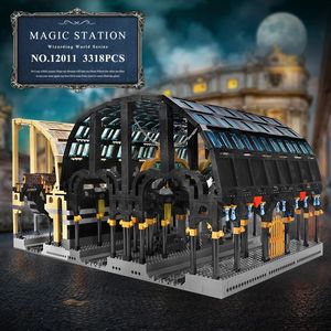 The Magic Movie Train Station Building Blocks Mold King 12011 Movie Series Model Assembly Bricks Educatief speelgoed Kids Kerstgeschenken