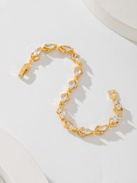 Le modèle est pour donner aux mères des cadeaux d'amour bracelets de bijoux blanc zircon luxe de luxe joyau 240423