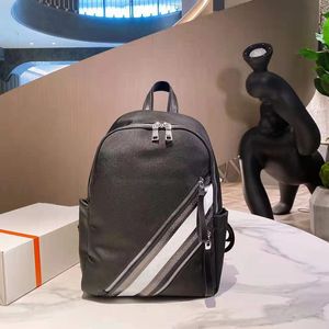 La nueva mochila 2021 P, bolso de cuero para el hogar para hombres, mochila de viaje de negocios para hombres de gran capacidad