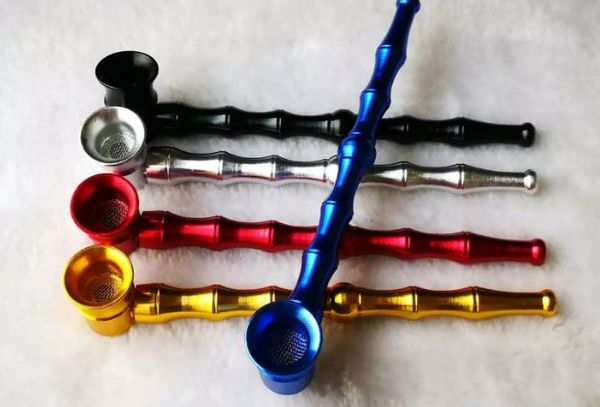 Le nouveau tuyau en métal de bambou, livraison aléatoire de couleur - pipe à fumer narguilé en verre gongs en verre - plates-formes pétrolières bangs en verre pipe à narguilé en verre