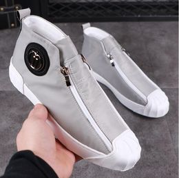 Het nieuwe Chaussure Homme Luxe Deel van de Gift High Top Metal Buckle Slipper Brandontwerper Zapatos Hombre Luxury Safty Zipper
