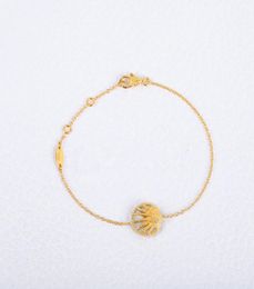 El nuevo collar de la estrella de Sun Moon Jewelry adopta el espesor de plata esterlina de la madre de la madre de la esterlina de la esterlina de la madre, el collar de alta calidad de oro de 18 km de alta calidad.