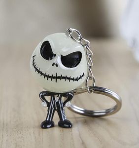 De nachtmerrie voor kerst sleutelhanger jack skellington sleutelhanger ringhanger masker het hoofd gloeide in donker figuur speelgoed sleutelhanger ketting8128664