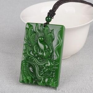 Le matériau mongol extérieur imitation xinjiang et tian yu jade dragon marque pendentif jade pendentif.