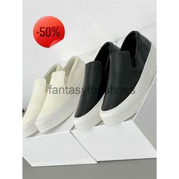 The Row a TR shoes designer new model of minority wears Lefu shoes which are very simple in ins style leather casual sports solid white shoes D1GN