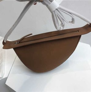 The Row Bag Designer Original Fashion Banana One Shoulder Crossbody Saddle Women's Motorcycle Sac pour femme de haute qualité