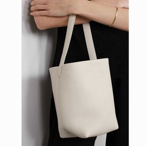 The Row Bags – sac seau de styliste pour l'été, nouvelle petite couche supérieure en cuir de vache, fourre-tout ins, sac à main femelle 2394