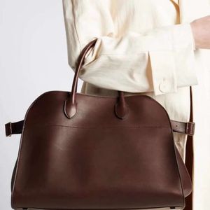 La bolsa de diseñador de fila Tott Margaux 15 bolso