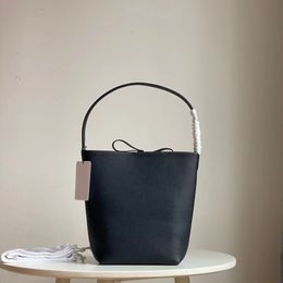 The Row Designer Bags Femme Cuir Noir Texture Cuir De Vachette Épaule Sac À Bandoulière xxx