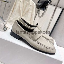 The Row Designer TR Luxury Shoes Dogs Loafers Chaussures pour femmes formelles Classic Fashion Crocodile Muisseurs en cuir un étrier de carrière de carrière de carrière Chaussures décontractées