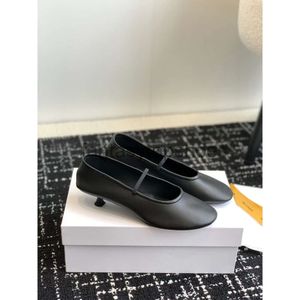 The Row Flat TR Leather Ballet Flats Rows Avas Ballet Shoes Shoes Fashion Leisure Ava Ballet Shoes SheepSkin Canal Retro Quality Ballet Soft Ballet Shoes Taille 35-40 005