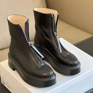 Het rijleren platform Zipper Martin Ankle Boots Fashion Knight Combat Booties Luxe designer laarzen voor dames gril zwart wit bruin met doos