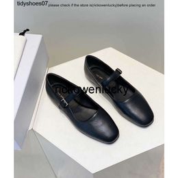 Les chaussures de rangée Row Classic The Soft Wiret Square Round Head Flat Mary Jane Single Shoes Fabriqué en cuir Dongguan 6MFK