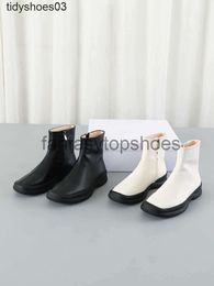 The Row Tr Boots Women Designers Shoes 2022 Korte kledingschoenen Rois Autumn Nieuwe kleine Franse vaste zijde Zipper Casual Martin Boots Maat 34-39