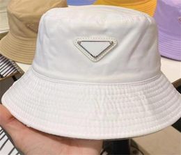 The Sun Hat Designer Man Woman Bucket Hat Hat Installation pour éviter la couverture No Aaves Boneie Baseball Cap de baseball Passage extérieur 7829075