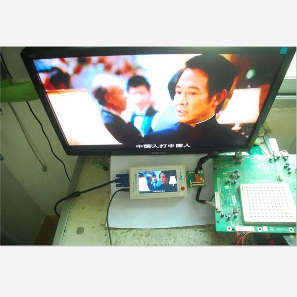 Envío gratuito La tercera generación de LVDS Gire el convertidor VGA con la herramienta de mantenimiento del probador de la placa base de TV LCD / LED
