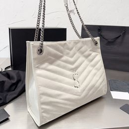 Le sac fourre-tout dame célèbre designer cool pratique grande capacité sacs à main à bandoulière uni bandoulière grand sac poubelle CHD2308223 xrong_totes