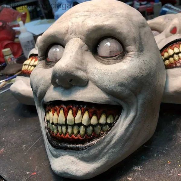 Thème Costume Sourire Exorcisme Halloween Masque Fantôme Festival Bar Mascarade Maison Hantée masque d'horreur jeu de rôle sourire visage blanc masque pour les yeux blancsL231005