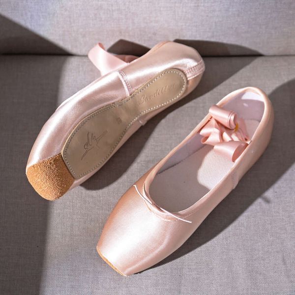 Traje temáticoZapatos de baile de ballet para mujer Zapatos de punta de ballet para niños y adultos Zapatos profesionales con cintas Zapatos de mujer Zapatillas de deporte para mujer Niñas