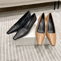 therow Designer Heels Brand Skinny puntige leren zwartbruine trouwschoenen Nette schoenen Brand Sandalen Box 35-40