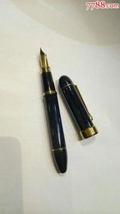 Ces stylos pour écrire de deux couleurs différentes pour étudiants 0,5