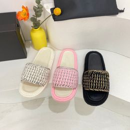 Fond épais pantoufles tissées vacances petit vent parfumé senior sens de sandales nouveau un mot chaussures pour femmes pantoufles de designer anti-dérapant