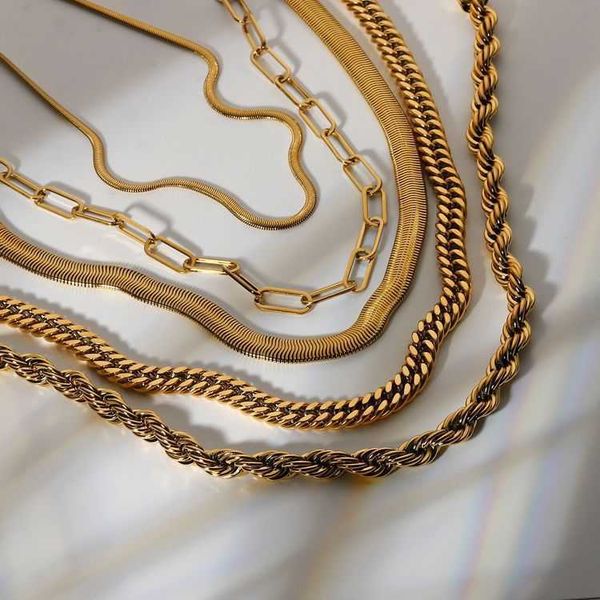 Collar de cadena cubana de Miami retorcido grueso Collar de acero inoxidable PVD chapado en oro de 18 quilates Cadena de cuerda de serpiente Cadena de hip hop para hombres y mujeres