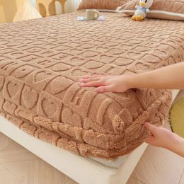 Housse de matelas épaisse en peluche, drap-housse chaud et doux en velours de lait, drap de lit Double, King, Queen Size, Protection 240116