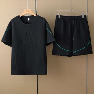 Ensemble deux pièces en Jacquard fin pour hommes, T-shirt ample à manches courtes et Short de sport minimaliste, ensemble deux pièces pour hommes