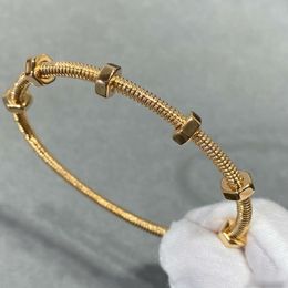 dunne nagel grote armbandontwerper voor man goud vergulde 18k voor vrouw t0p officiële reproducties merkontwerper Europees maat luxe cadeau voor vriendin 022 b