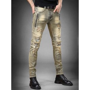 Jean extensible mince pour hommes, ajustement slim et couleur nostalgique, petit pantalon de jambe avec des trous déchirés et plissé, pantalon pour hommes de style mecha