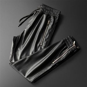 Thoshine Marque Hommes Pantalon En Cuir De Qualité Supérieure Taille Élastique Jogger Pantalon Poches À Fermeture À Glissière Simili Cuir Pantalon Crayon Pantalon 201231t