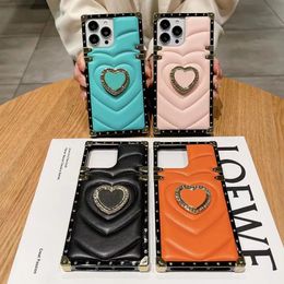 Coque de téléphone d'amour en trois dimensions pour iPhone 14ProMax 14Pro 14 13ProMAX Samsung S23 S22 avec support Love