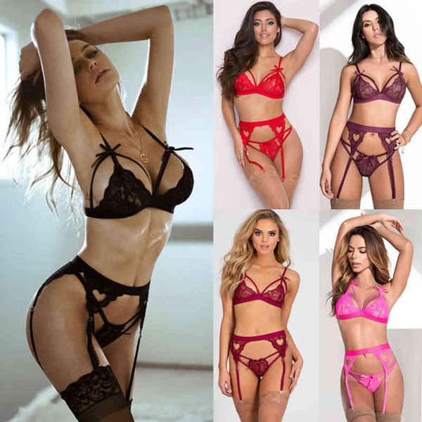 Tres piezas Sets Sexy porno lencería para mujeres Venta de encaje Brasette Bras Belry Belt Awear G-String Nightwear Sets Erotic Sex Sets L220727