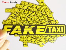 Drie ratels 50 stks gele nep taxi -logo PVC Waterdicht venster Laptop Trunk Auto motorfiets Car -sticker en stickers9514792