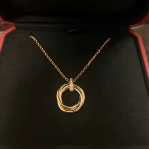 Drie ring ketting elektrische drie kleuren drie ring enkele diamant hanger kraagketen vrouw