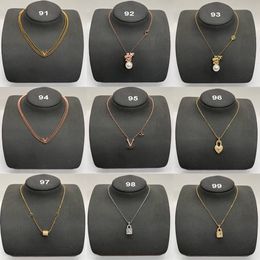 Collier à trois rangées de petites perles en forme de V, collier claviculaire pour femmes, chaîne de cou Simple et décontractée, accessoires de bijoux, cadeaux, vente en gros et au détail