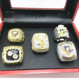 Trois anneaux de pierre 5 pièces anneau Pittsburgh Penguins coupe Stanley championnat de hockey ensemble de bagues hommes Fan Souvenir cadeau Whole275sX4IE